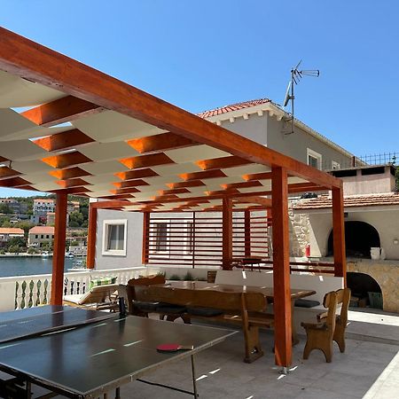 Apartmani Sali Seaview Luaran gambar